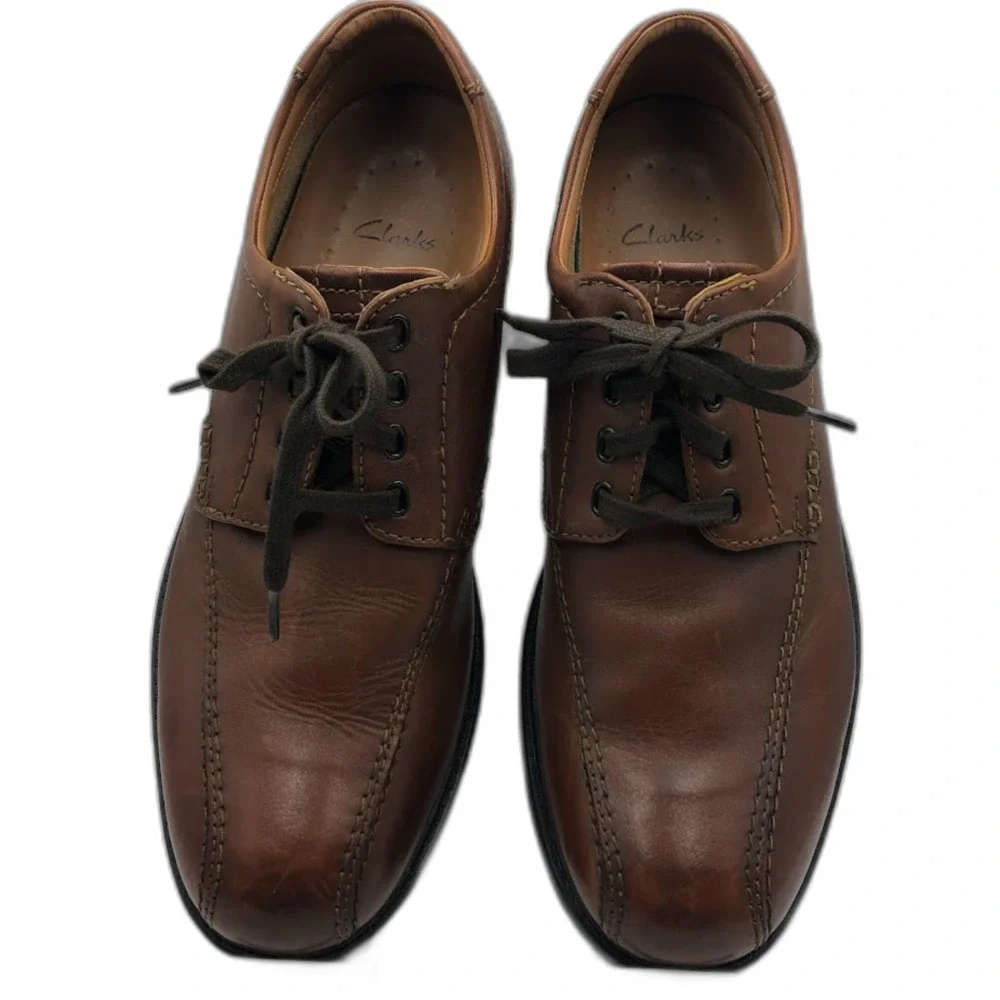 Clarks Men's Brown Leather Size 12M Lace Up Business Casual Comfort Oxfords